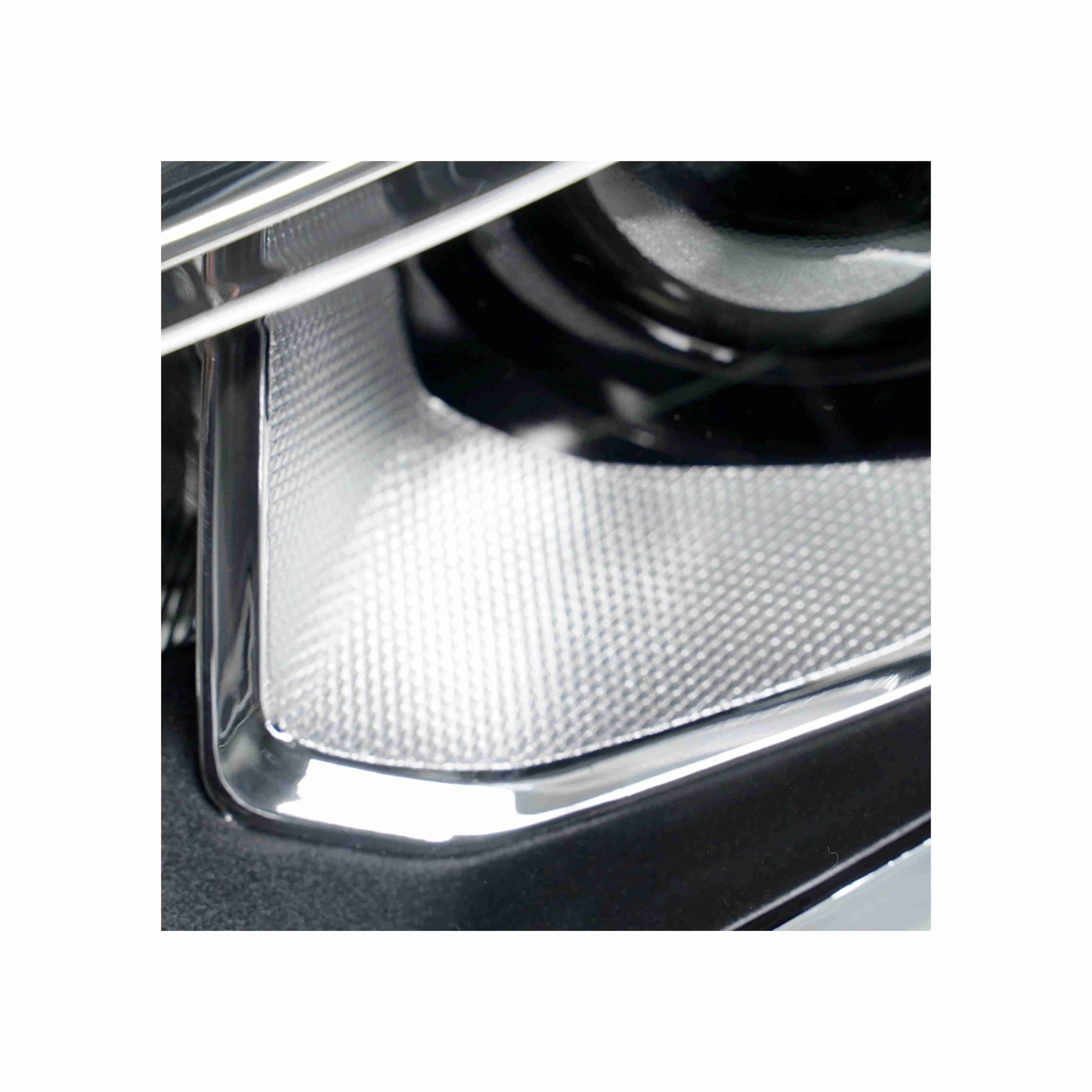 For 2017-2021 Jeep Grand Cherokee Halogen Headlight Clear Lens Trim Chrome Housing Black Left+Right